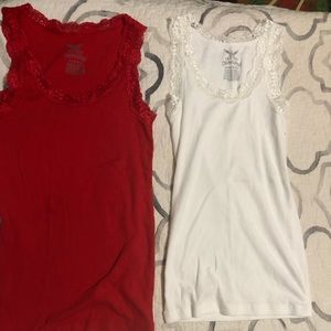 2 tank tops with lace